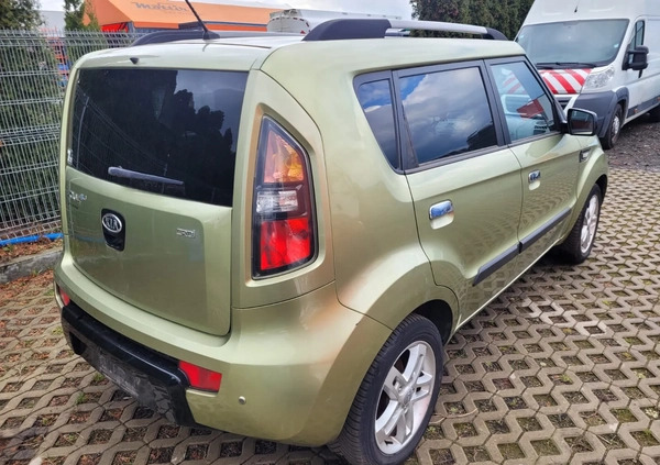 Kia Soul cena 12999 przebieg: 245000, rok produkcji 2011 z Swarzędz małe 16
